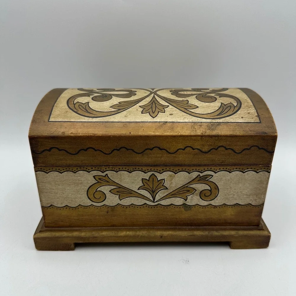 Vintage Sankyo Wood Music Jewelry Box Strangers in the Night Not‎ Working